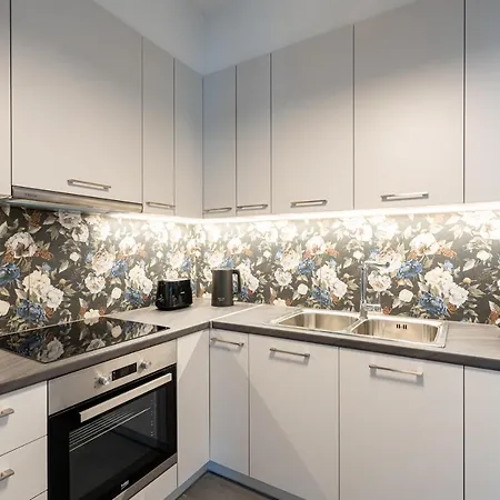 Blackbird Seaside Apartment Ксилокастро