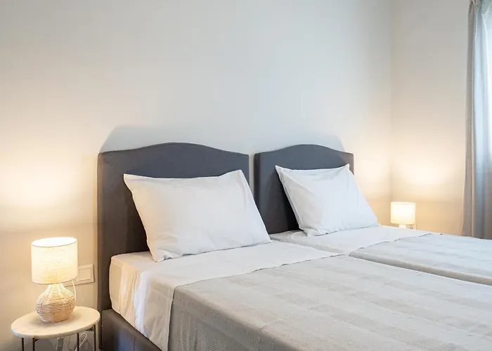 Blackbird Spacious 2bd Close To The