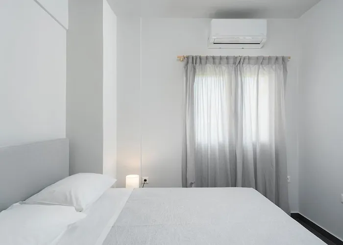 Blackbird Seaside Apartment Апартаменты Ксилокастро